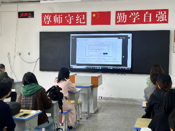 日出水了啊快点使劲动态图