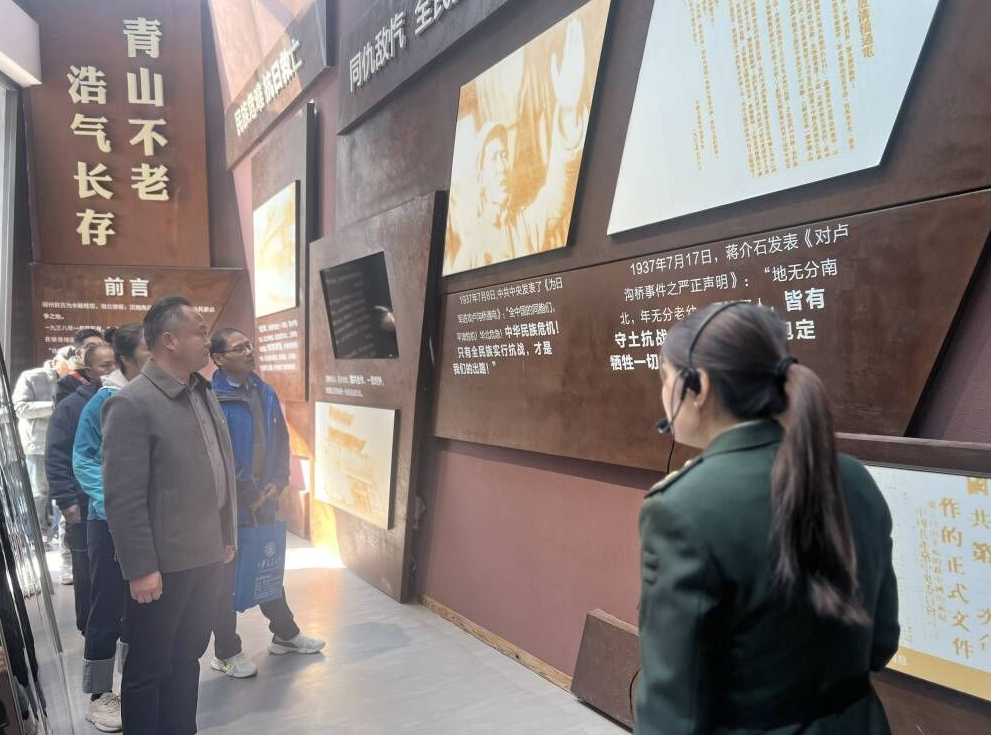 日出水了啊快点使劲动态图