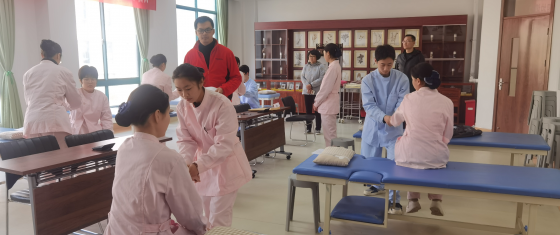 日出水了啊快点使劲动态图