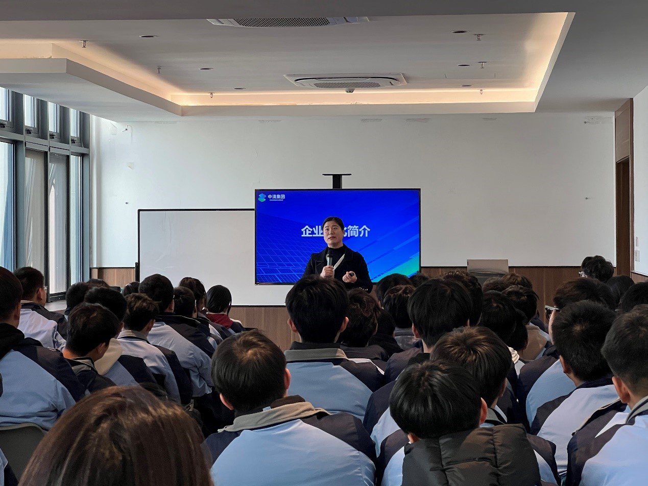 日出水了啊快点使劲动态图