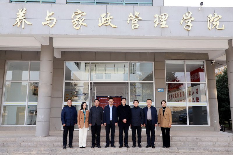 日出水了啊快点使劲动态图