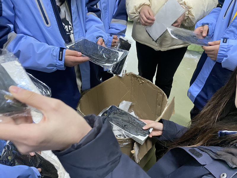 日出水了啊快点使劲动态图