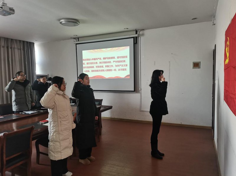 日出水了啊快点使劲动态图