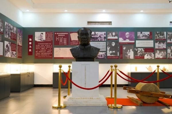 日出水了啊快点使劲动态图