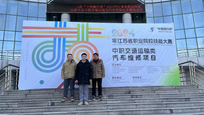 日出水了啊快点使劲动态图