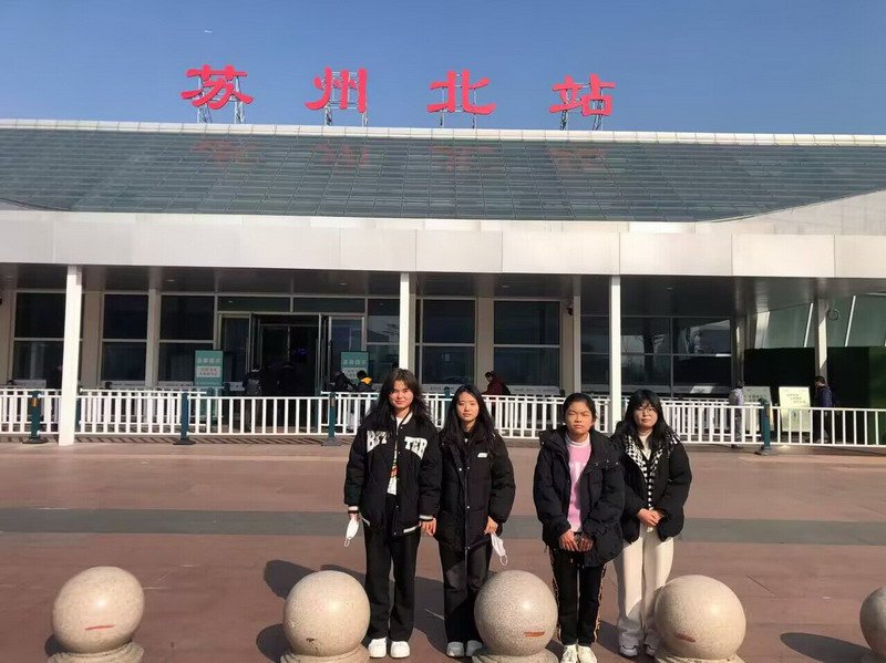 日出水了啊快点使劲动态图