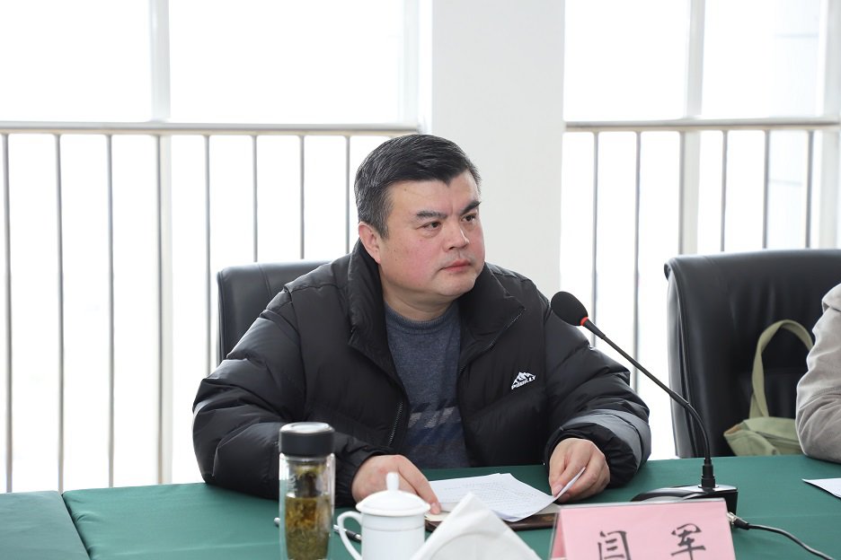 日出水了啊快点使劲动态图