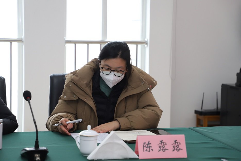 日出水了啊快点使劲动态图