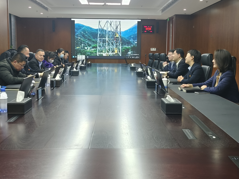 日出水了啊快点使劲动态图