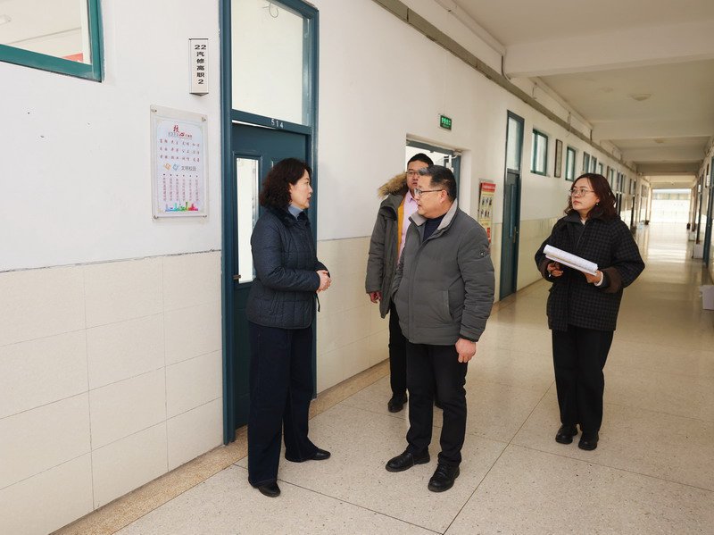 日出水了啊快点使劲动态图