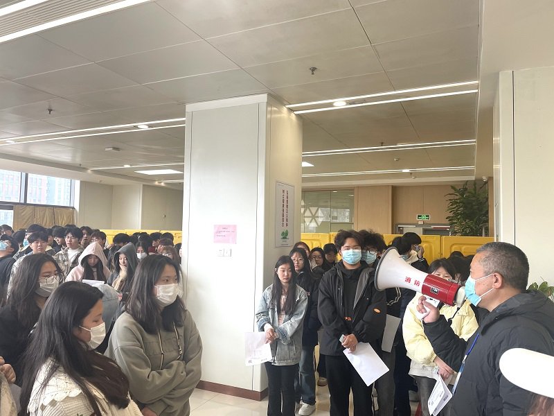 日出水了啊快点使劲动态图