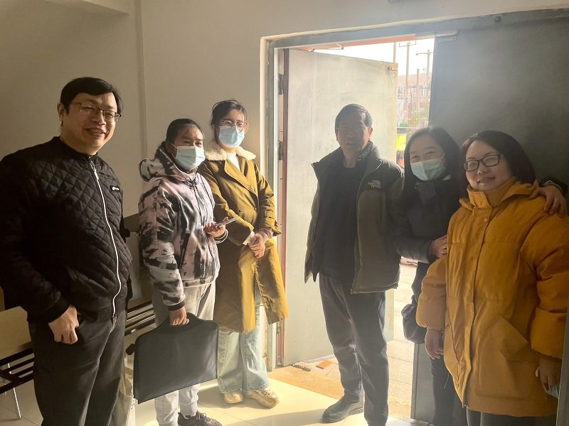 日出水了啊快点使劲动态图