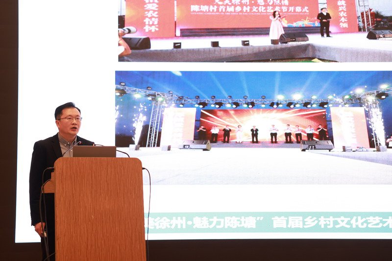 日出水了啊快点使劲动态图