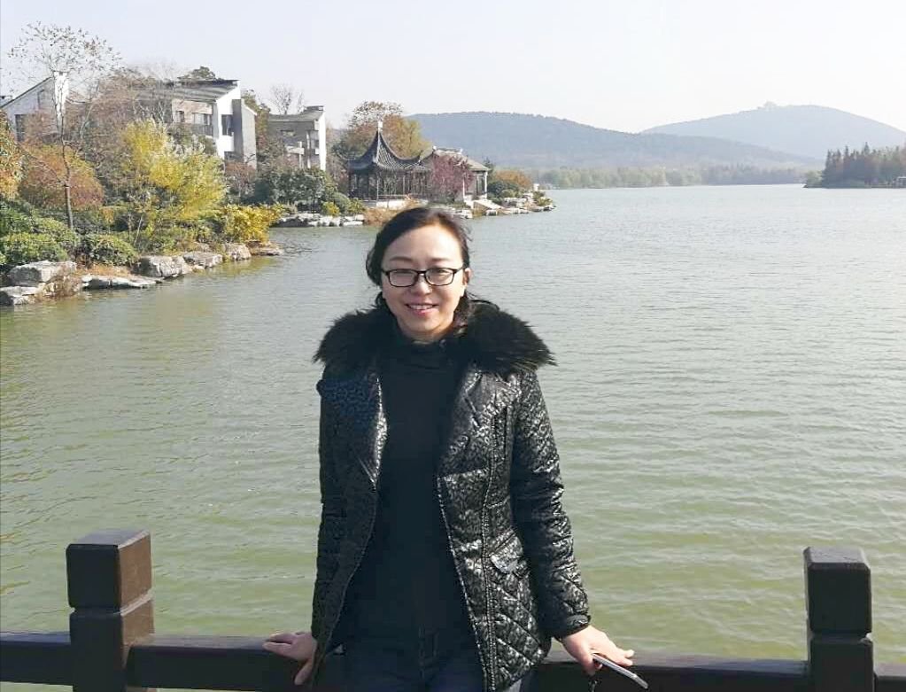 日出水了啊快点使劲动态图