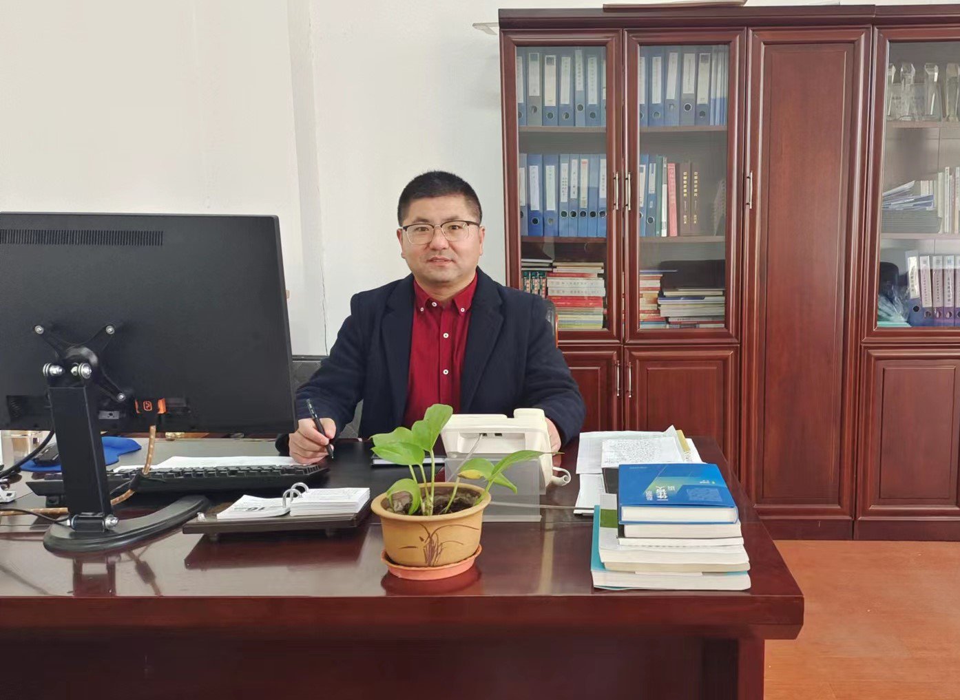 日出水了啊快点使劲动态图