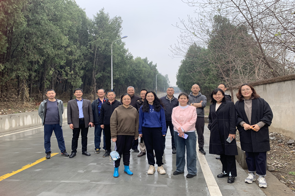 日出水了啊快点使劲动态图