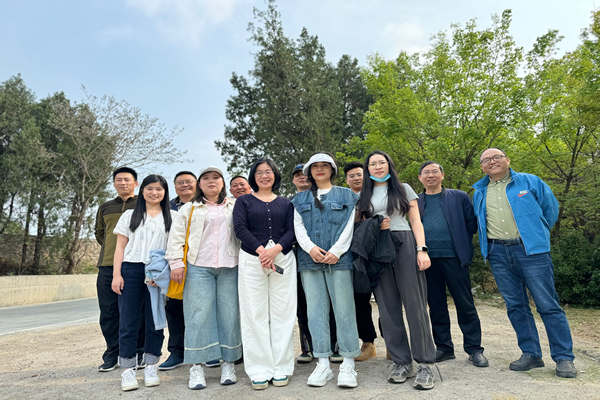 日出水了啊快点使劲动态图