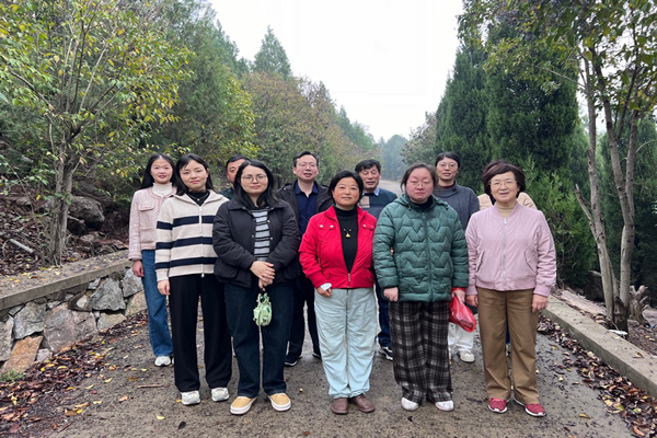 日出水了啊快点使劲动态图