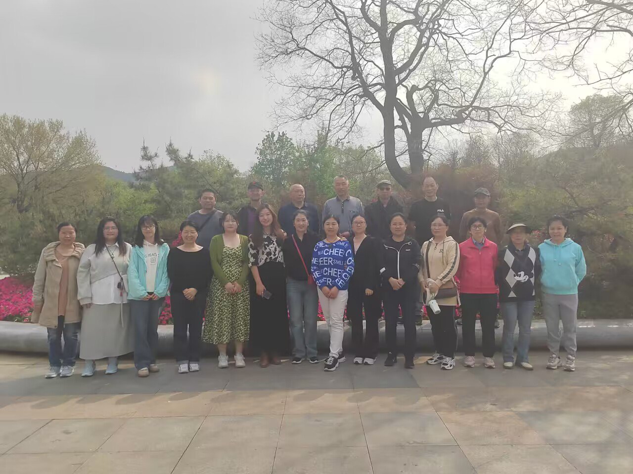 日出水了啊快点使劲动态图