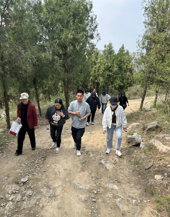 日出水了啊快点使劲动态图