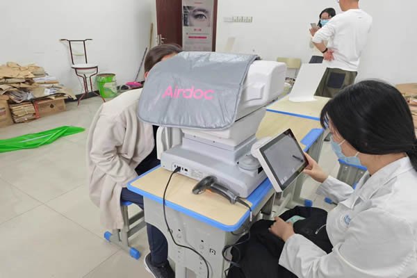 日出水了啊快点使劲动态图