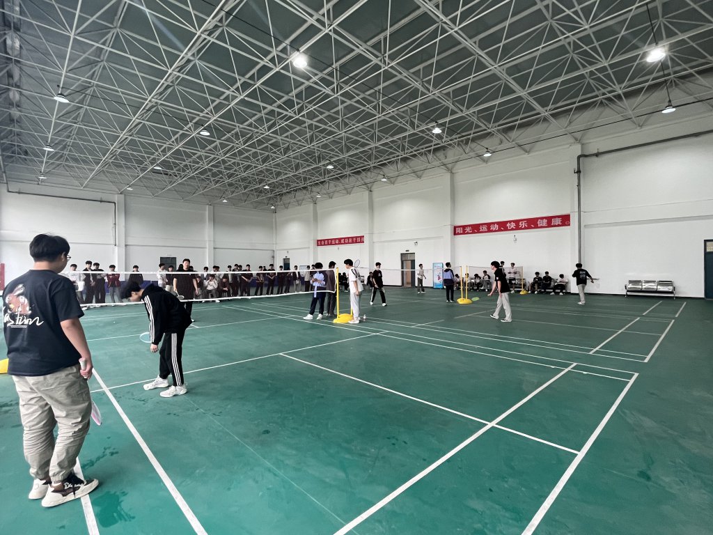 日出水了啊快点使劲动态图