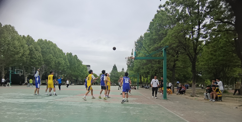 日出水了啊快点使劲动态图