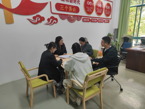 日出水了啊快点使劲动态图