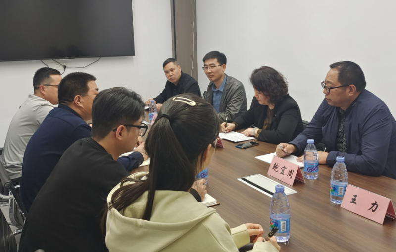 日出水了啊快点使劲动态图