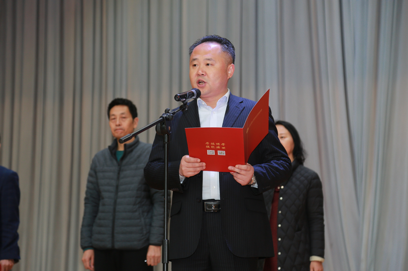 日出水了啊快点使劲动态图