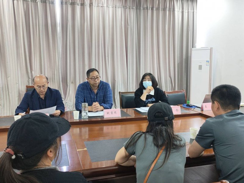 日出水了啊快点使劲动态图