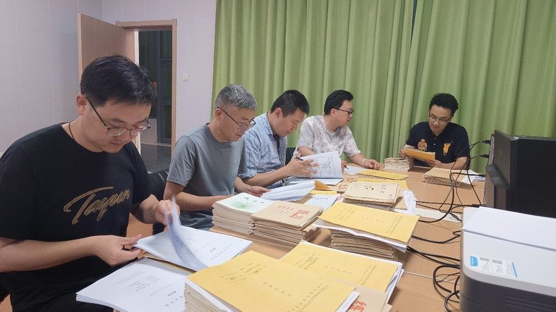 日出水了啊快点使劲动态图