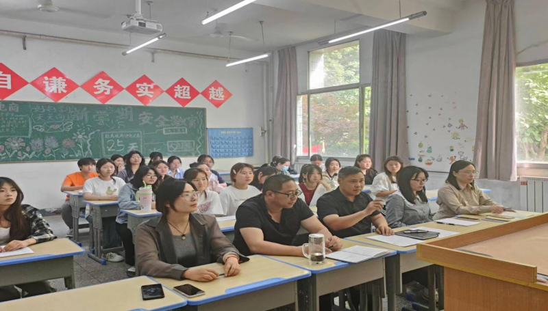 日出水了啊快点使劲动态图