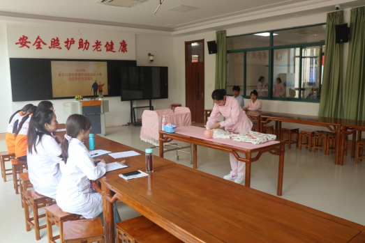 日出水了啊快点使劲动态图