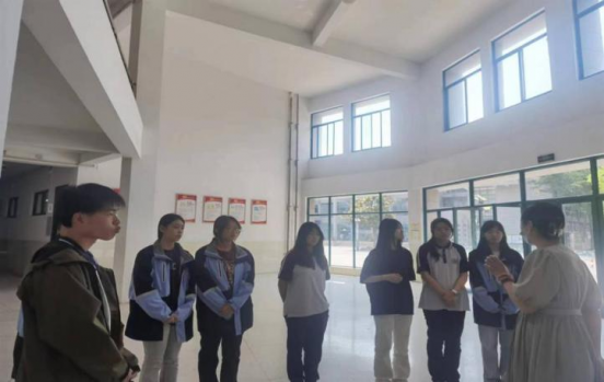 日出水了啊快点使劲动态图