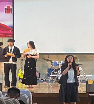 日出水了啊快点使劲动态图