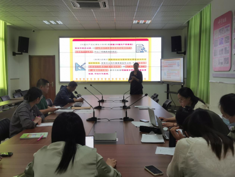 日出水了啊快点使劲动态图