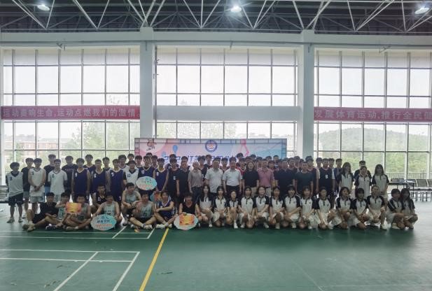 日出水了啊快点使劲动态图