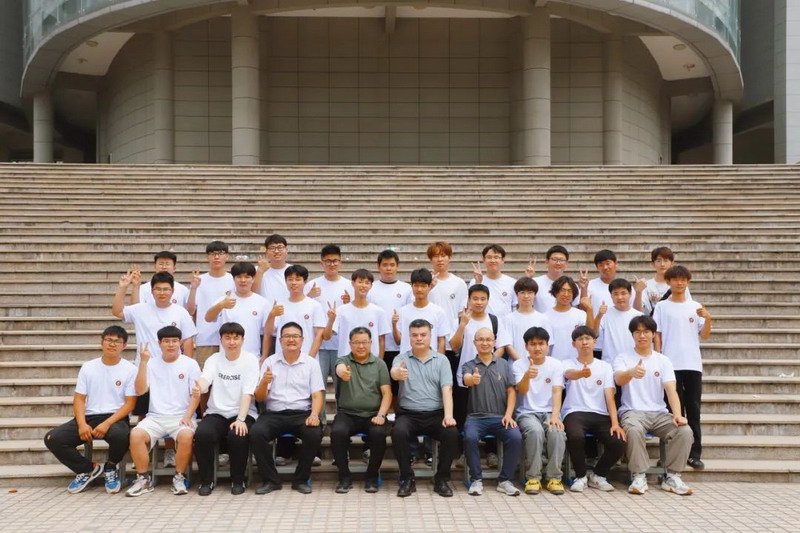 日出水了啊快点使劲动态图