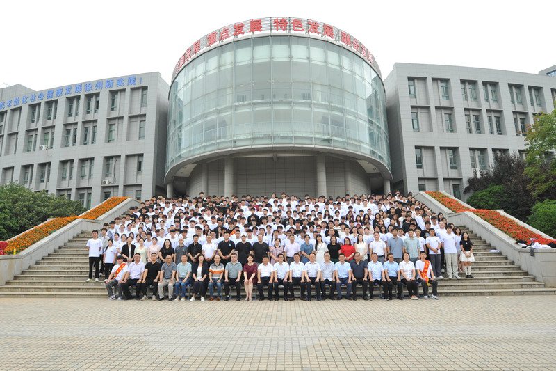 日出水了啊快点使劲动态图