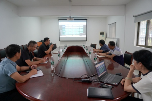 日出水了啊快点使劲动态图