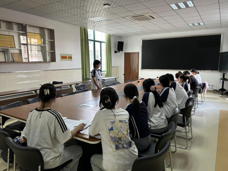 日出水了啊快点使劲动态图