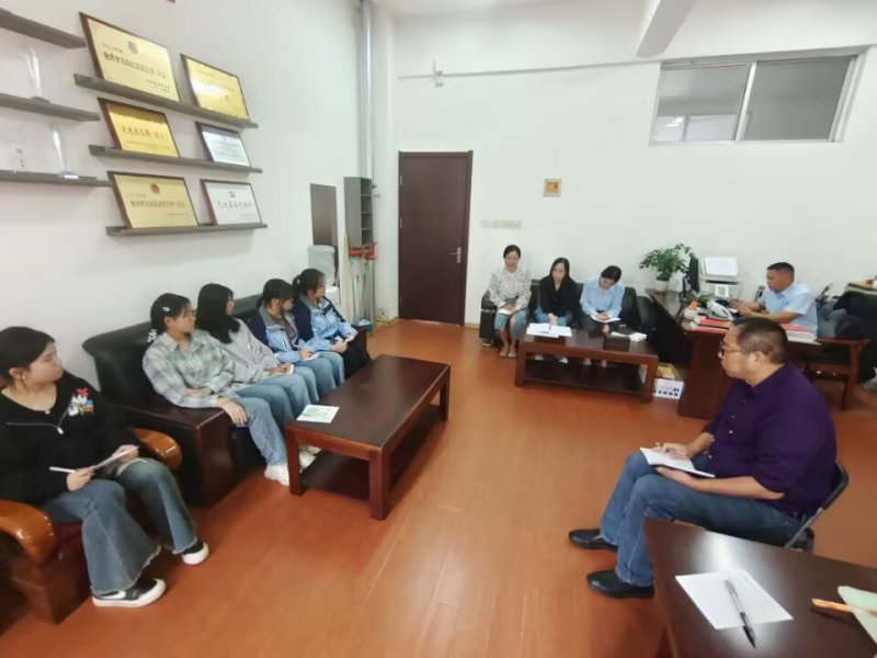 日出水了啊快点使劲动态图