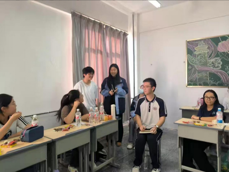 日出水了啊快点使劲动态图