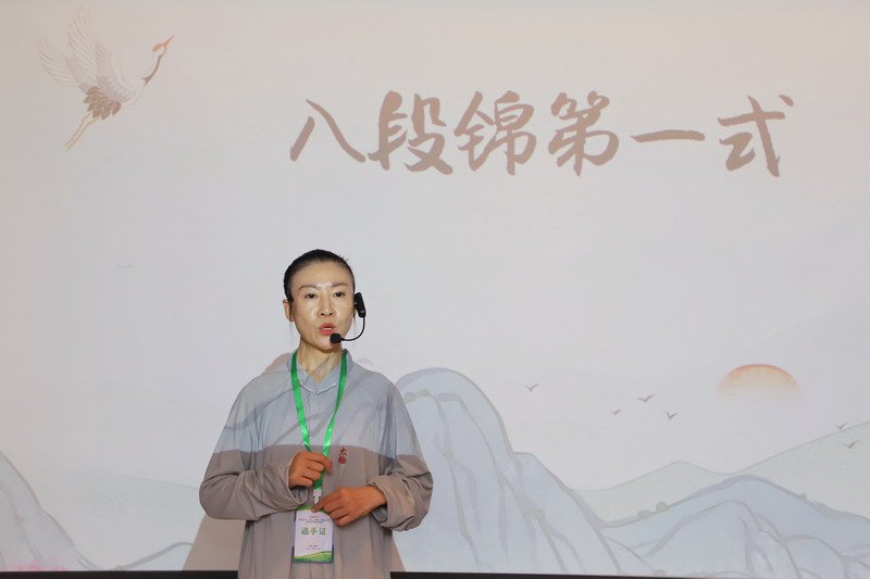 日出水了啊快点使劲动态图