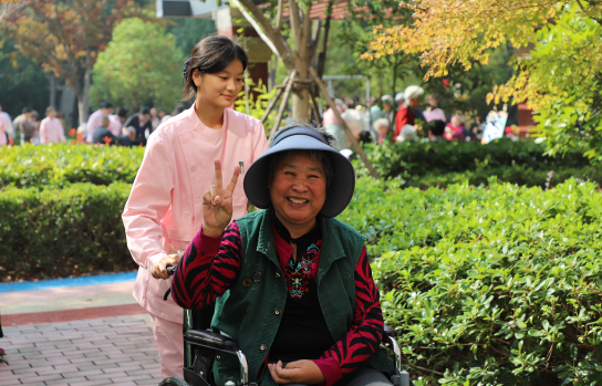 日出水了啊快点使劲动态图