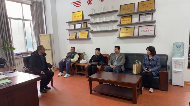 日出水了啊快点使劲动态图