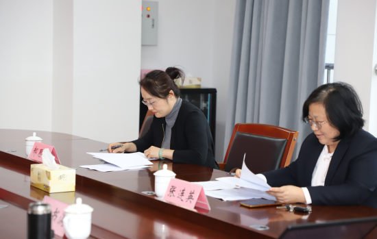 日出水了啊快点使劲动态图