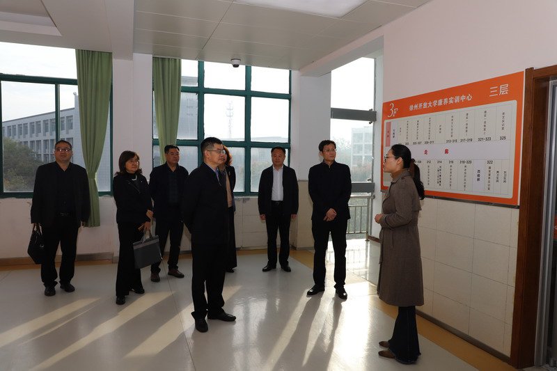 日出水了啊快点使劲动态图