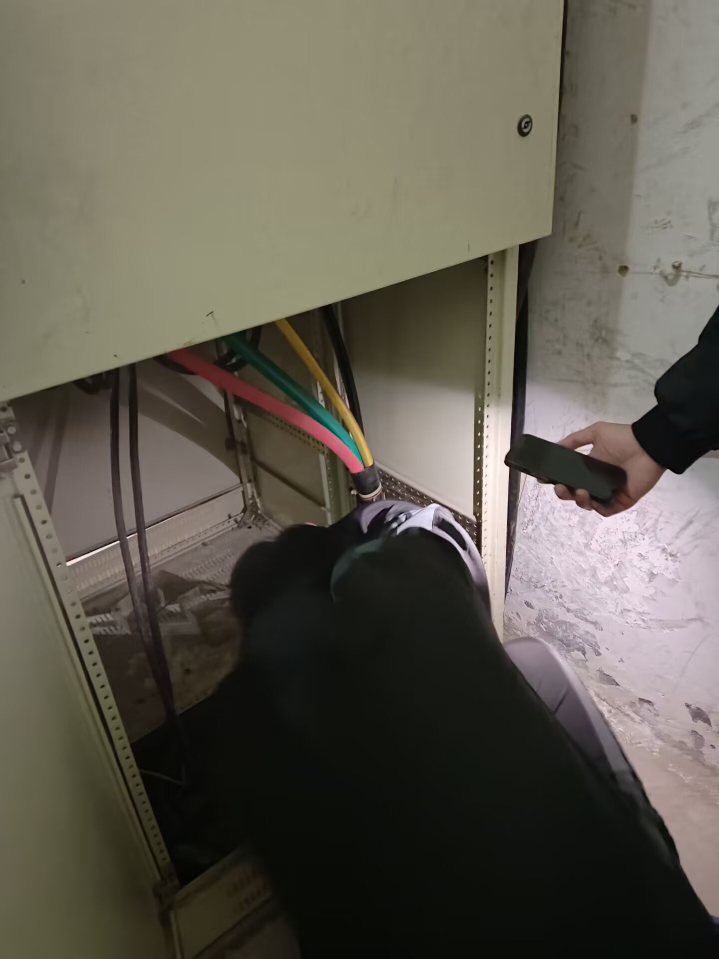 日出水了啊快点使劲动态图